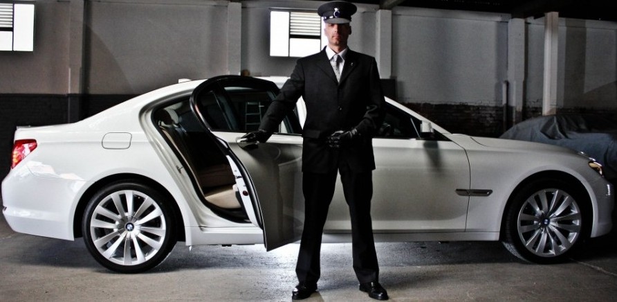 ليموزين مطار برج العرب خدمة متكاملة